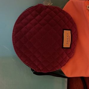 Gucci round pouch